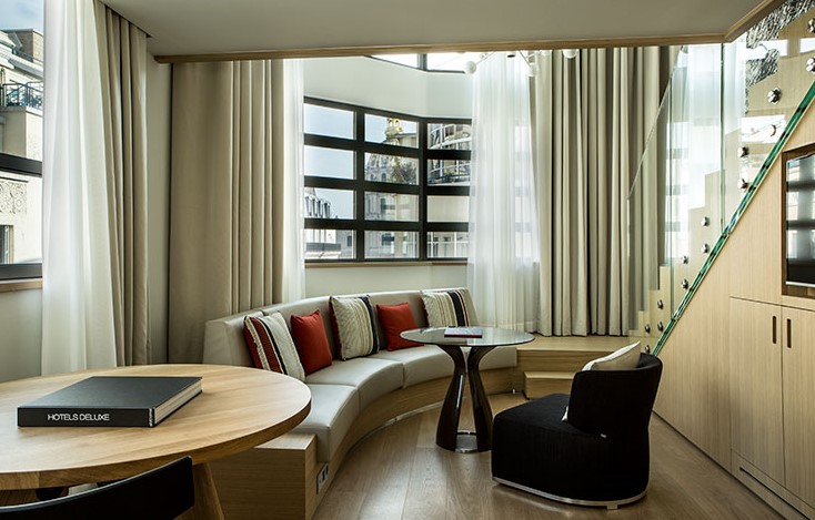 Table Codet for Saint Luc Linen Design in a room of the Cinq Codet hotel, marble and linen table, interior design, interior architecture, object design, designer, furniture creation, studio jean-philippe nuel