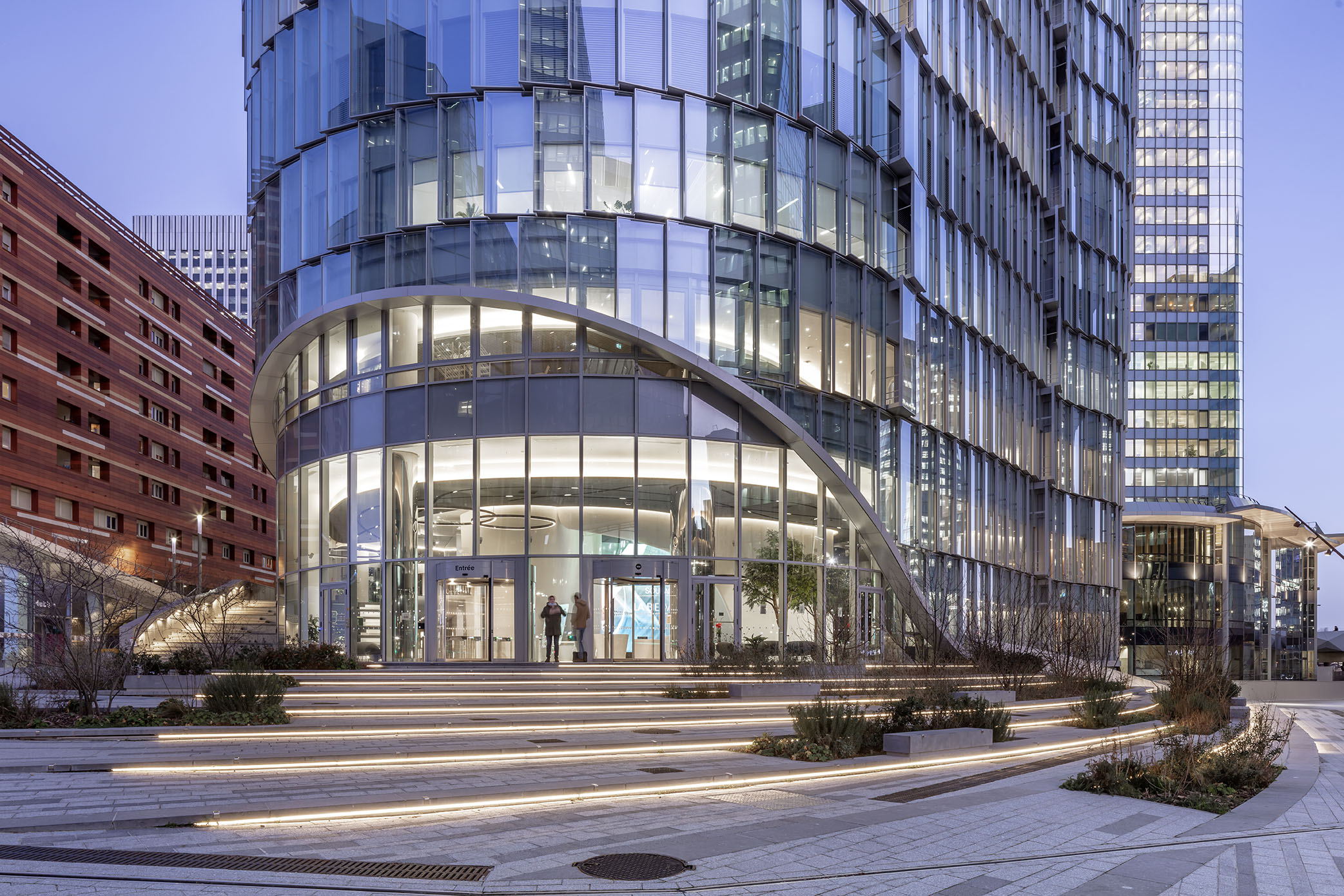 Exterior of the Alto Tower at La Défense in Paris designed by the interior design studio jean-philippe nuel, in the heart of the business district of the capital, tertiary, corporate design, interior design