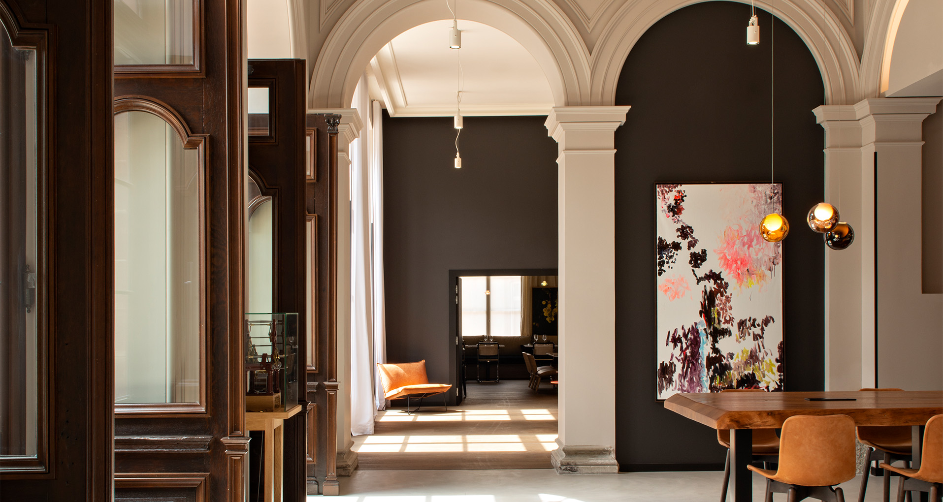 Lobby accueil de l'hôtel leonor strasbourg, france, hotel lifestyle de luxe désigné par le studio d'architecture d'intérieur jean-philippe nuel, rénovation, réhabilitation, décoration d'intérieur, hôtel 4 étoiles