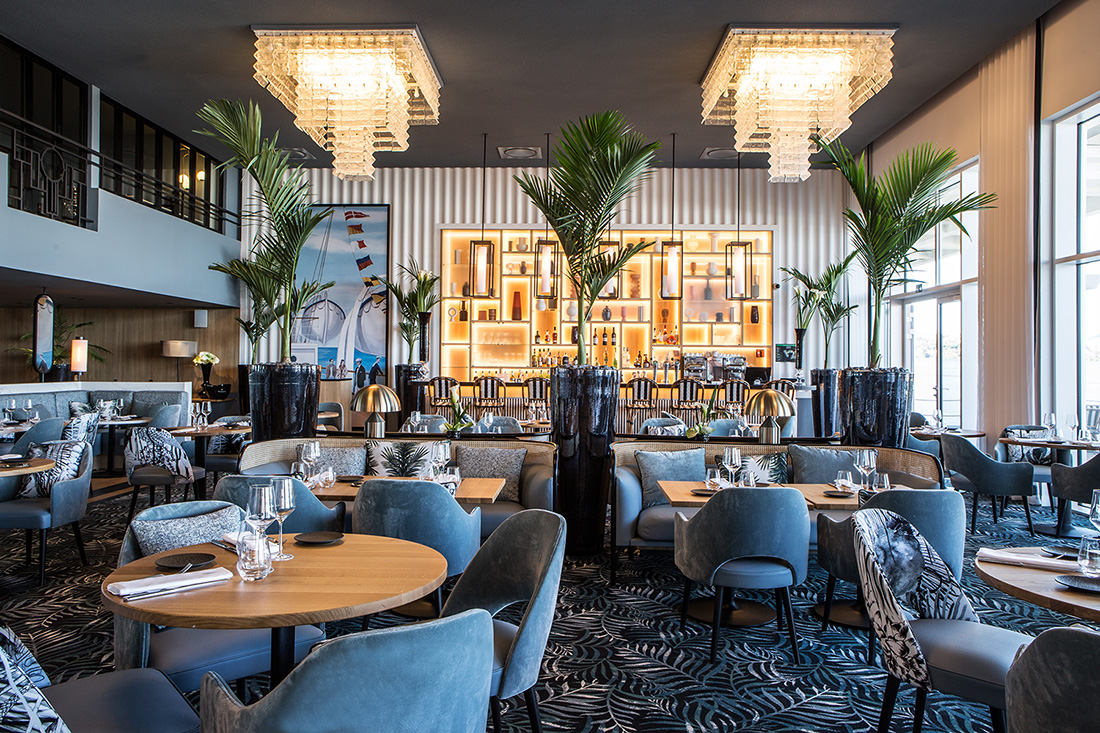 View on the bar of the restaurant L'Atlantique of the hotel and spa Hélianthal in Saint Jean de Luz, 4 stars lifestyle hotel designed by the interior design studio jean-philippe nuel, seaside hotel, basque country decoration